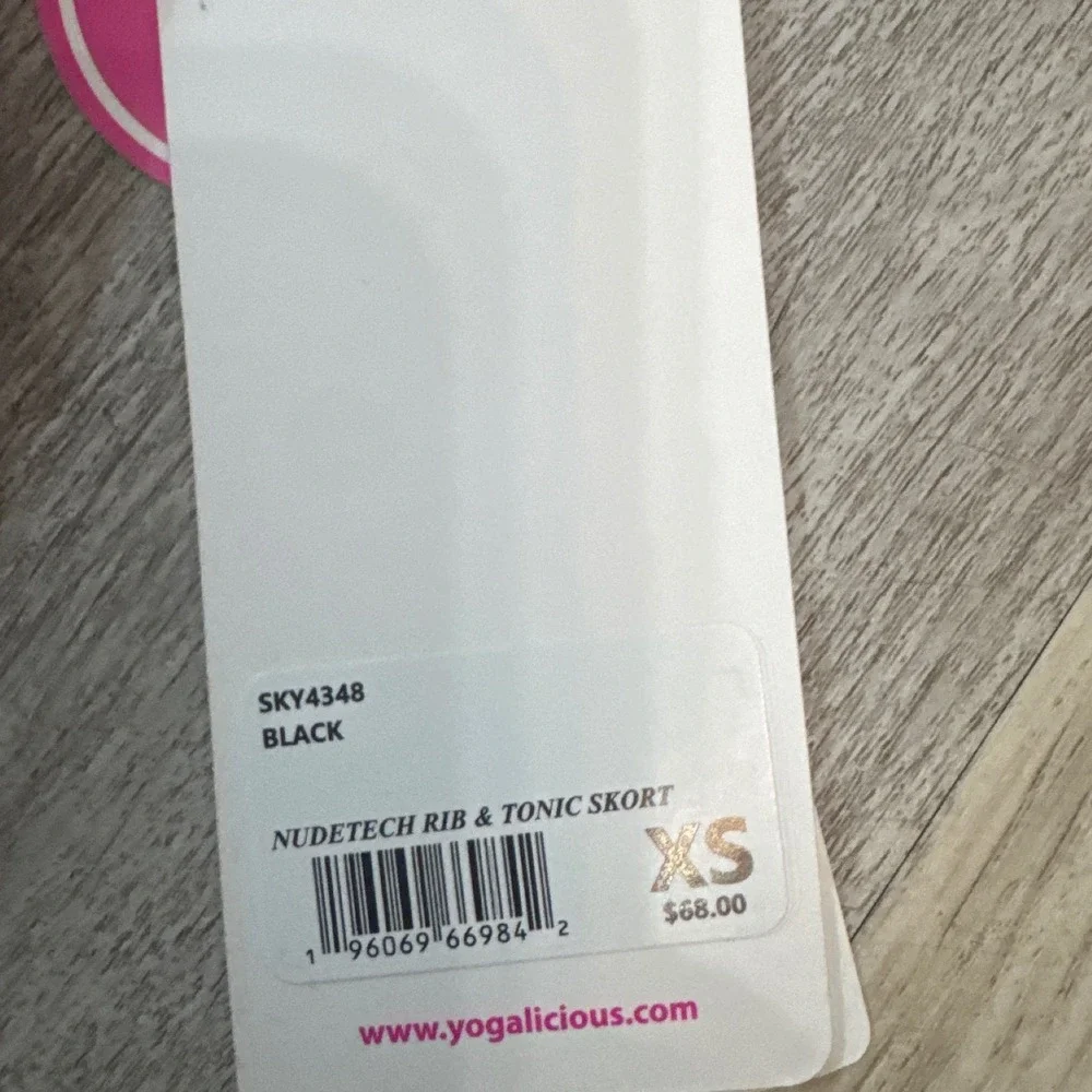 Yogalicious Nudetech Rib & Tonic Skort Black XS Tennis Skirt UPF 50+ SKY4348 NEW